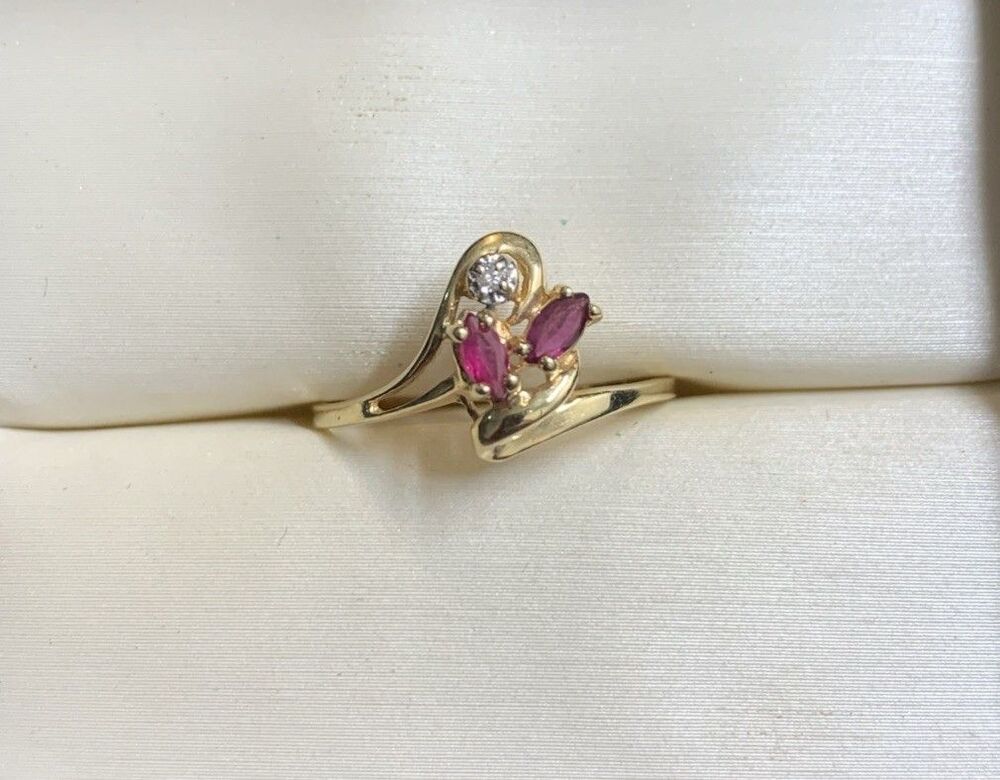 14k Yellow Gold Diamond Ruby Ring 7.5 July Birthstone